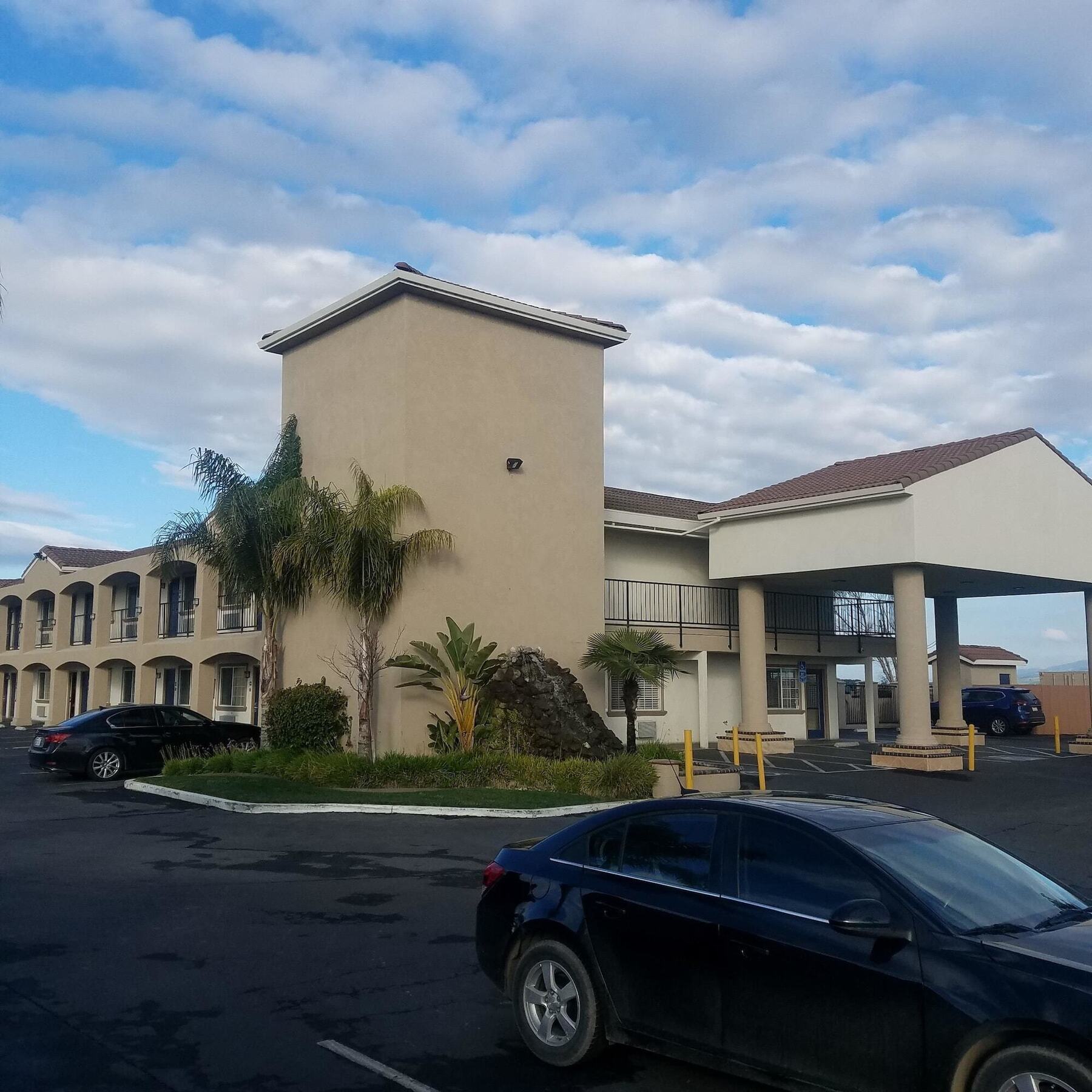 Surestay Hotel By Best Western Hollister Exterior foto